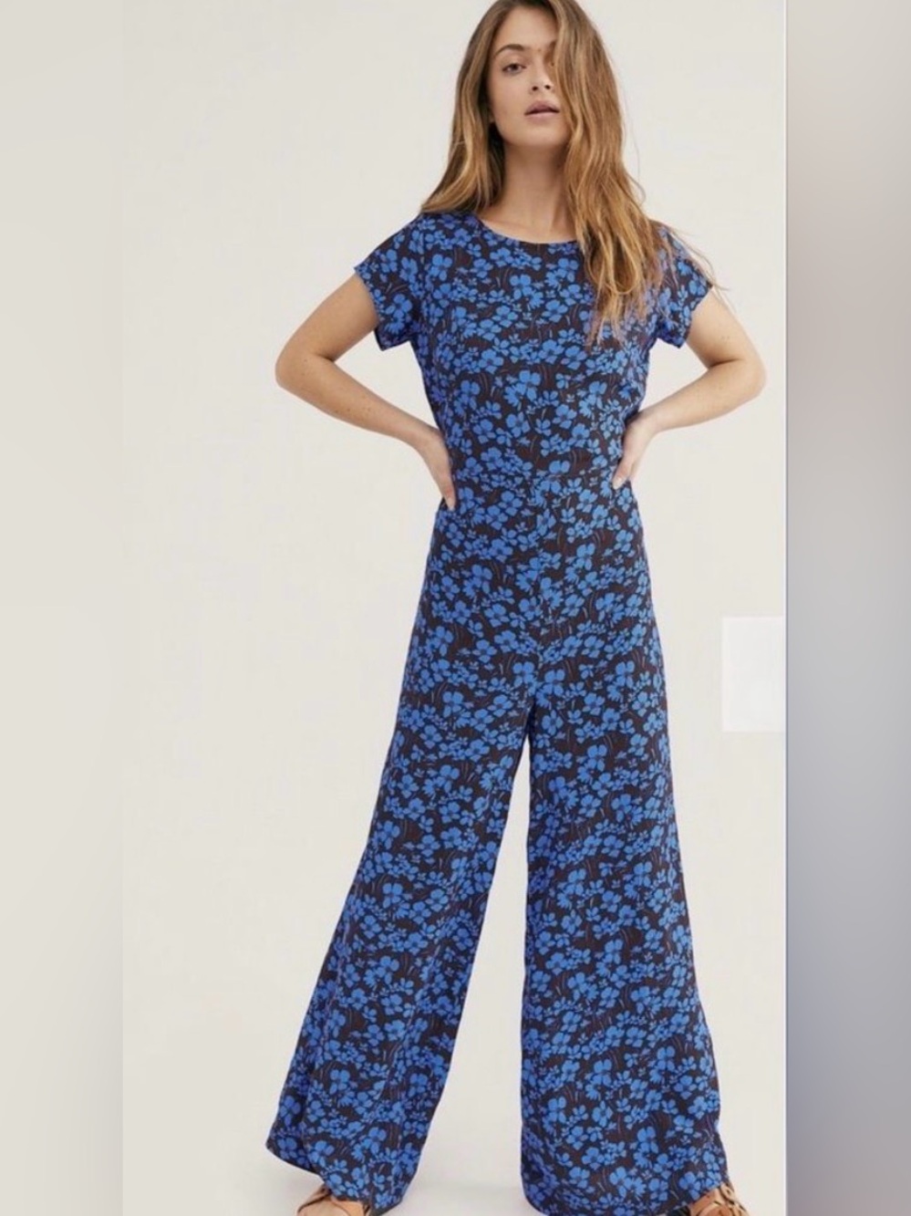 FREE PEOPLE Hailee Blue Floral Jumpsuit Size Small